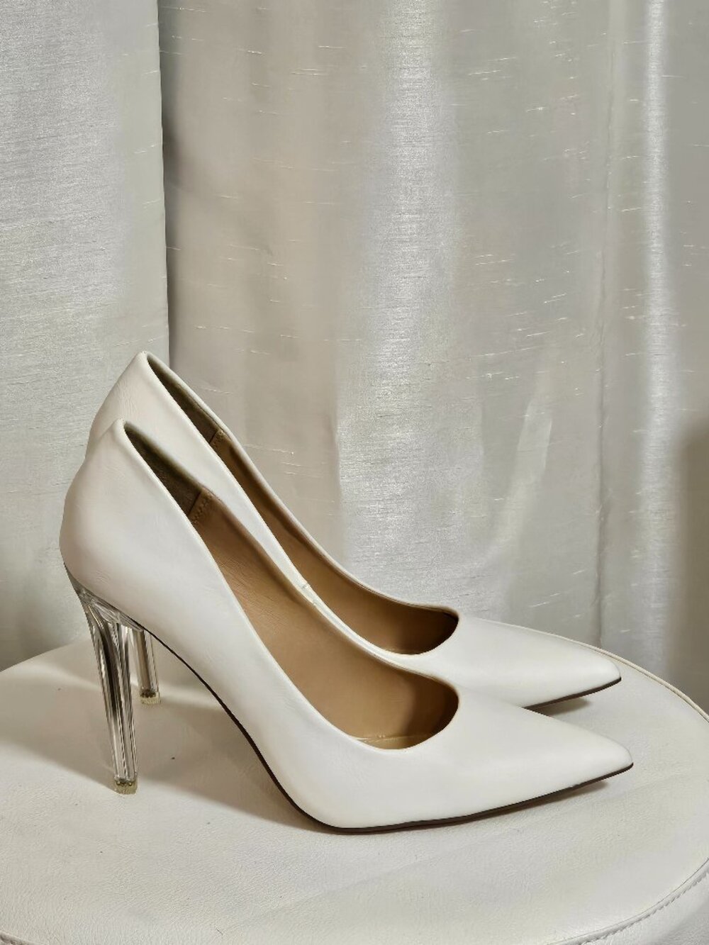 Shoedazzle White Pointed Toe Lucite Heel Pumps